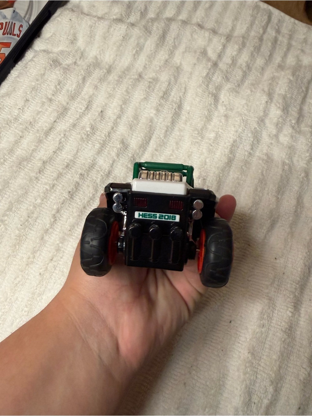 2018 Hess Off Road Racer Toy Vehicle Green White Collectible - Picture 4 of 5